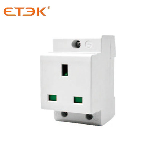 UK style socket EKP20B